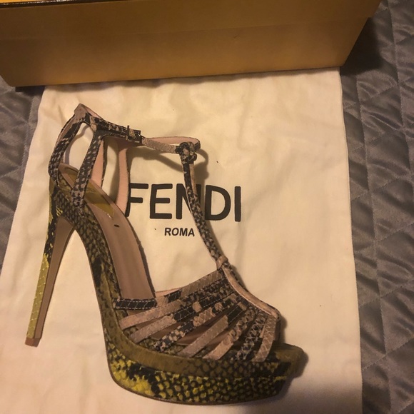 FENDI BABBIAS PYTHON HEELS - Picture 2 of 7